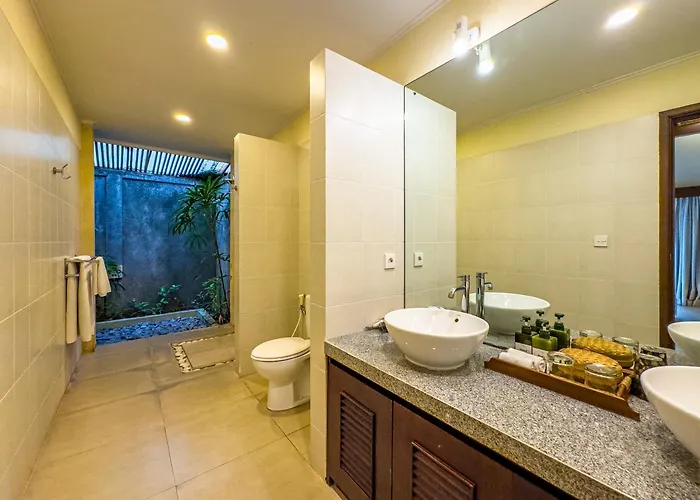 Bugis Drupadi Seminyak