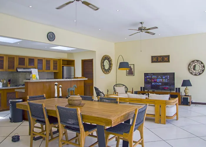 Bugis Drupadi Villa *